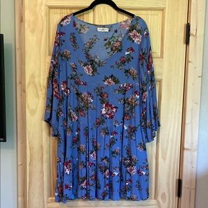 Natural Life purple, floral Dress.
EUC